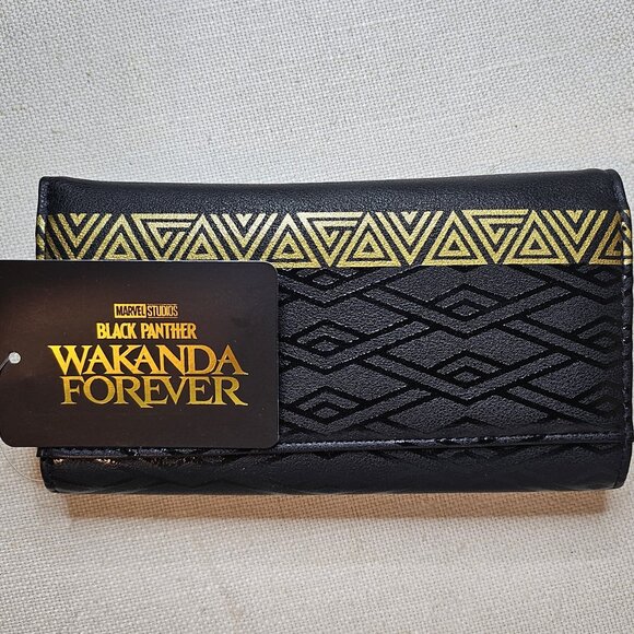 Marvel Black Panther Wakanda Forever Women's Bi-Fold Wallet - Picture 2 of 5